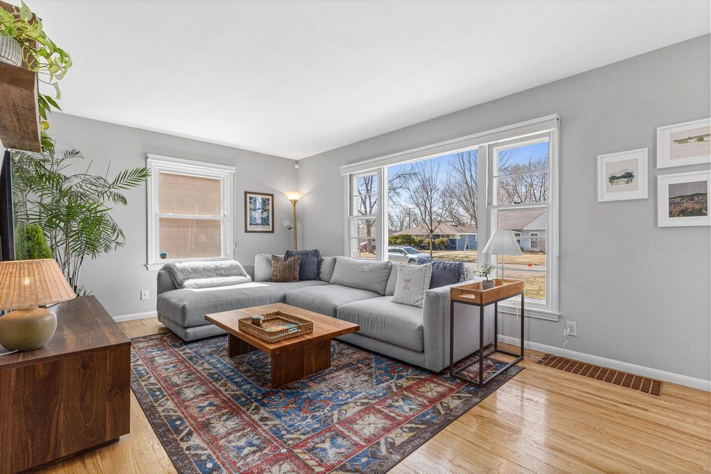 Photo of 3533 Zinran Avenue S, Saint Louis Park, MN 55426 (MLS # 7041771)