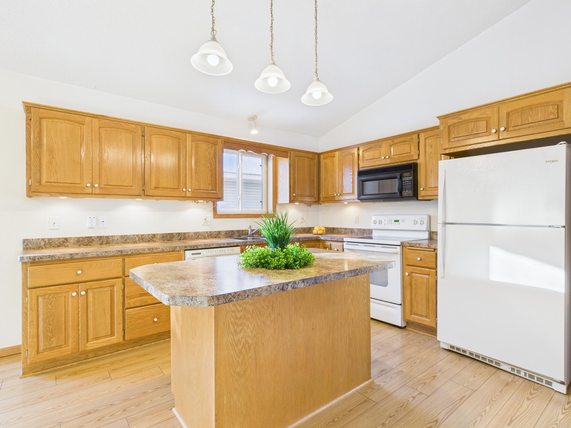 25540 Forest Boulevard Lane