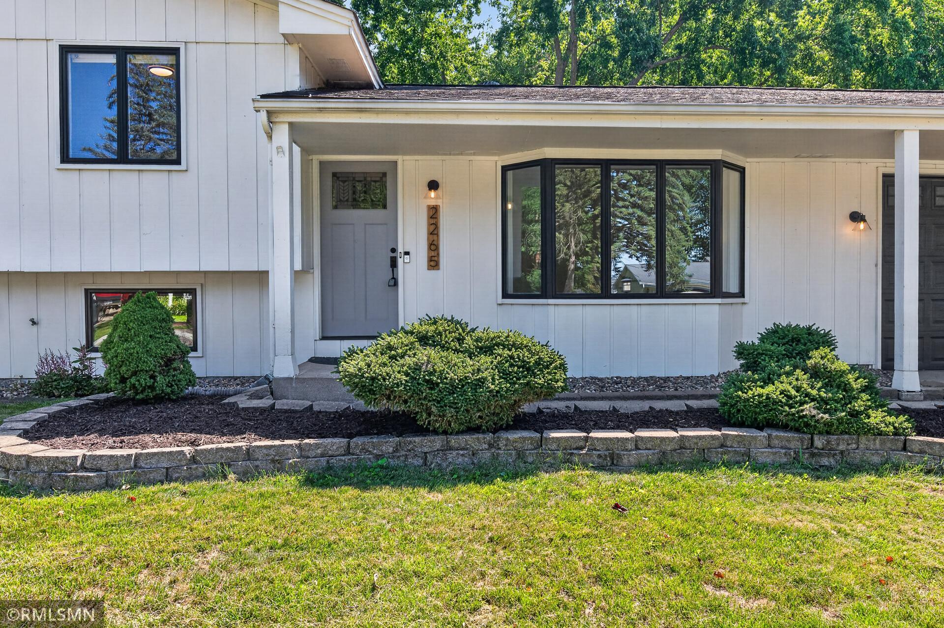 2265 Lamplight Drive