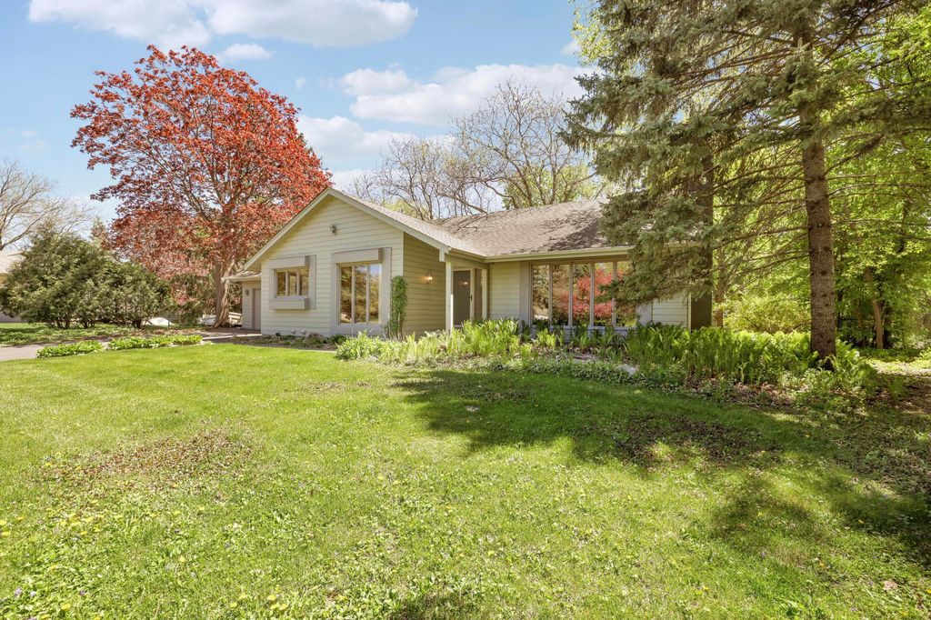 Photo of 16541 29th Avenue N, Plymouth, MN 55447 (MLS # 7073514)