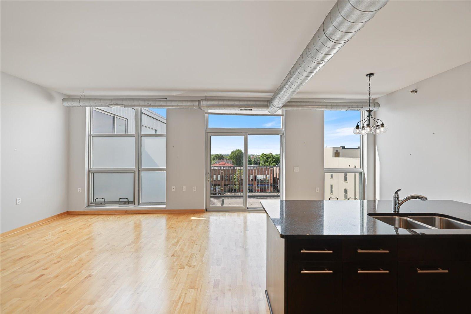 1211 Lagoon Avenue 510