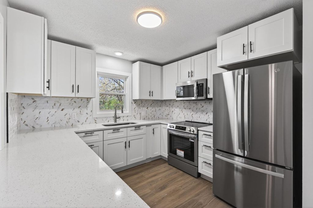 Photo of 3125 Winnetka Avenue N, Crystal, MN 55427 (MLS # 7071190)