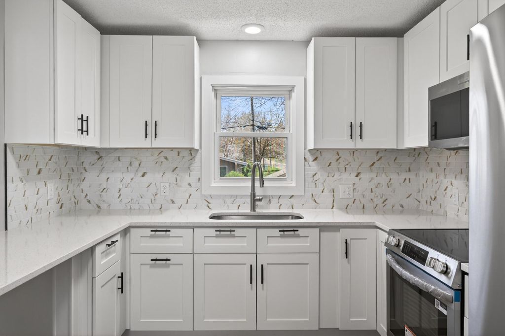 Photo of 3125 Winnetka Avenue N, Crystal, MN 55427 (MLS # 7071190)