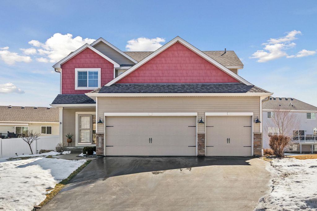 Photo of 21421 Hytrail Circle, Lakeville, MN 55044 (MLS # 7040467)