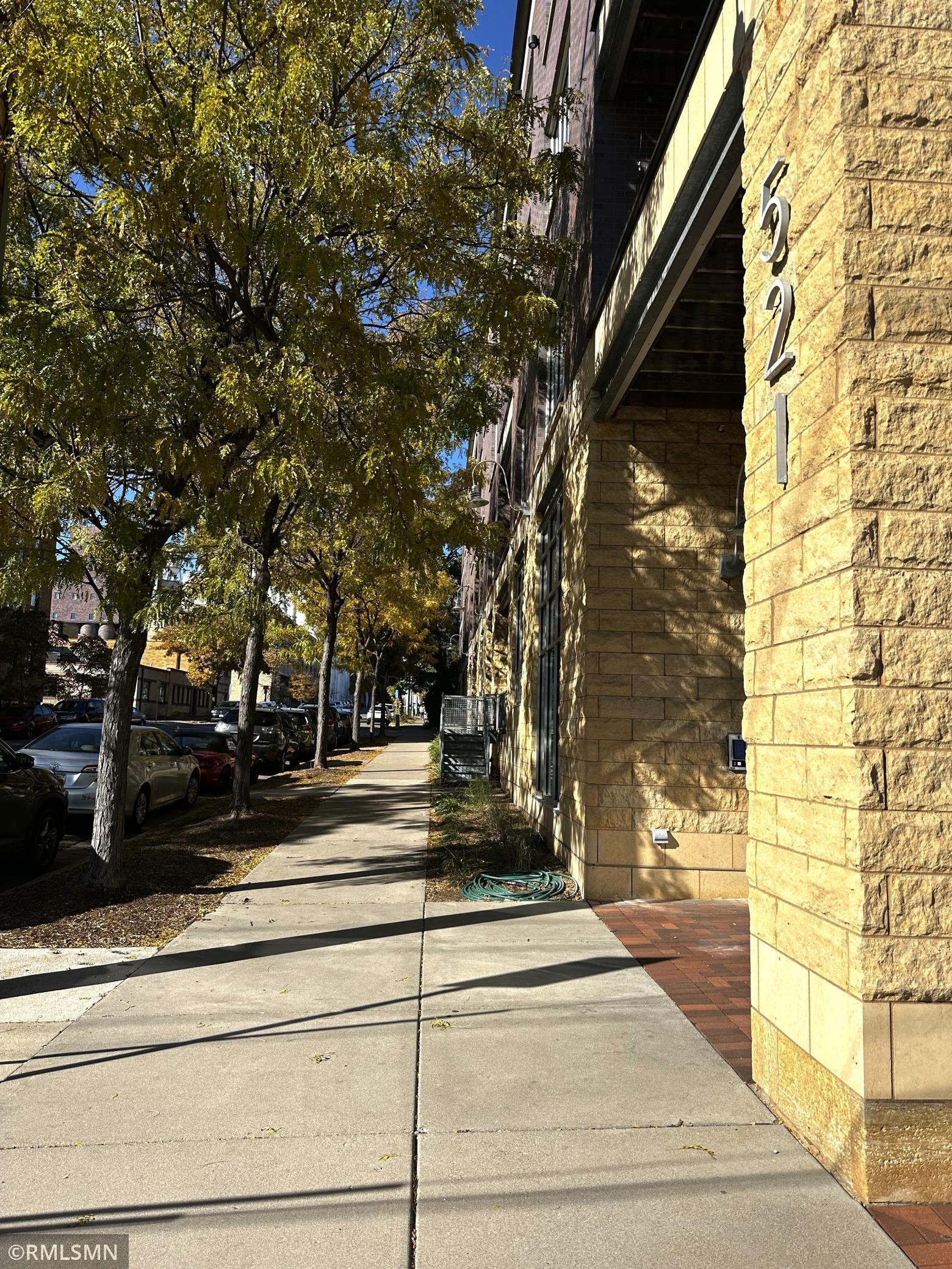 521 2nd Street SE #410