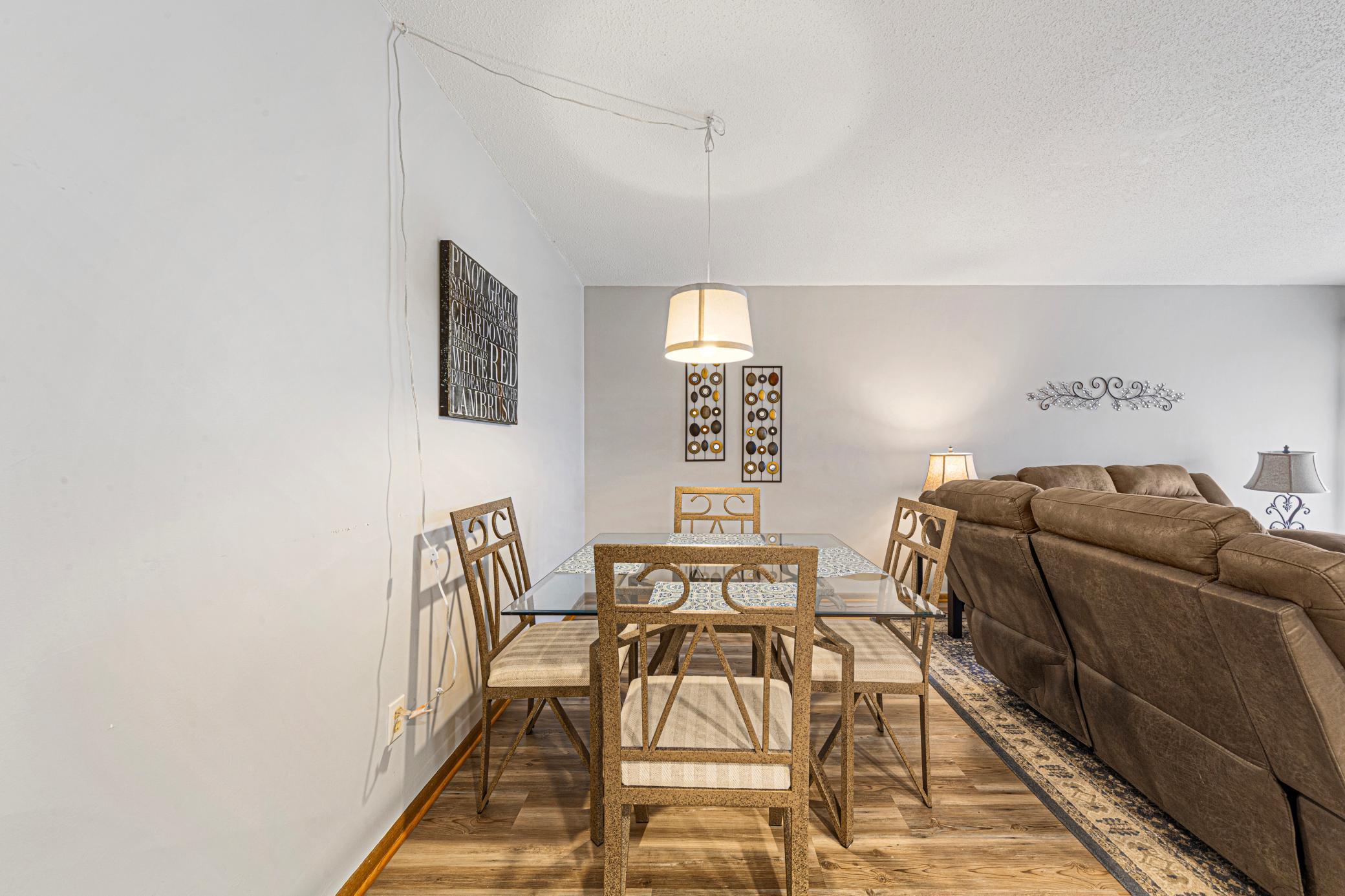 607 19th Street NW 25