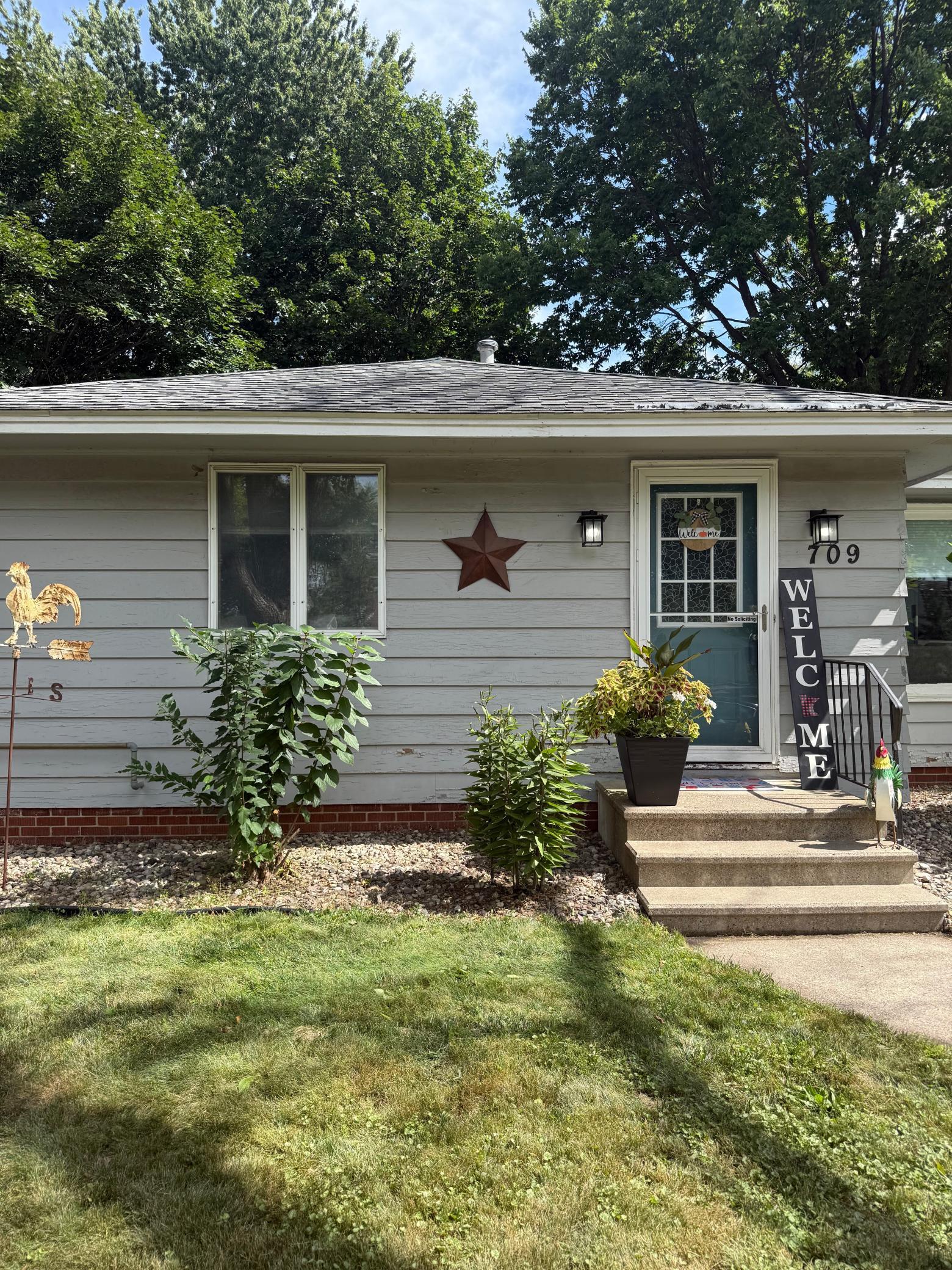 709 7th Street