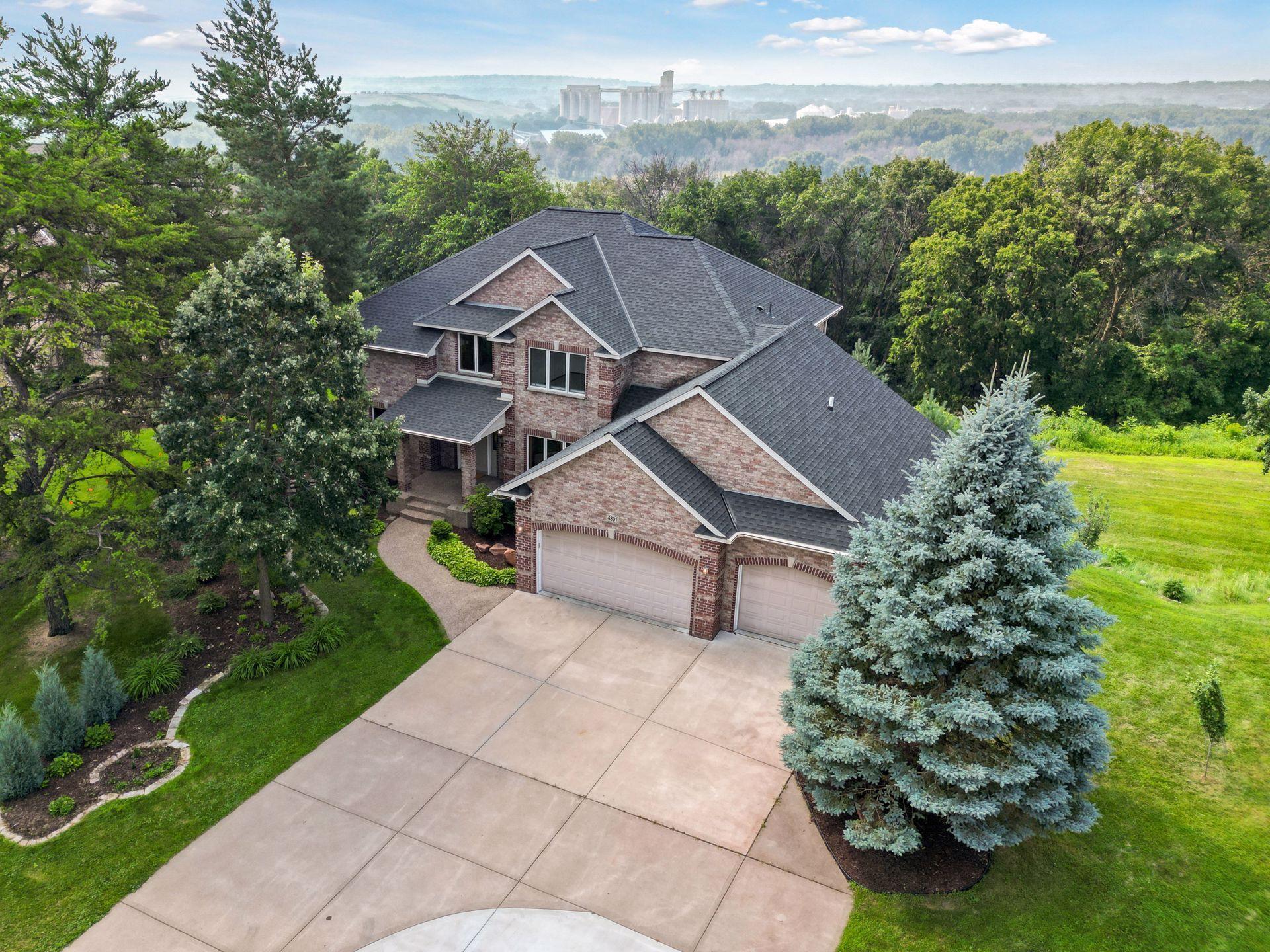 4301 Overlook Drive