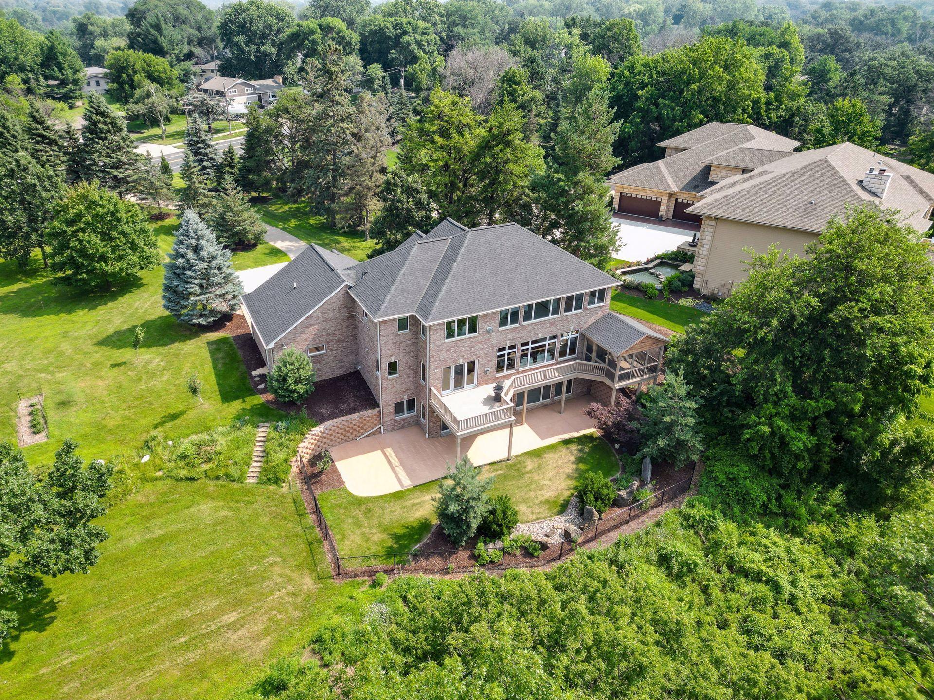 4301 Overlook Drive