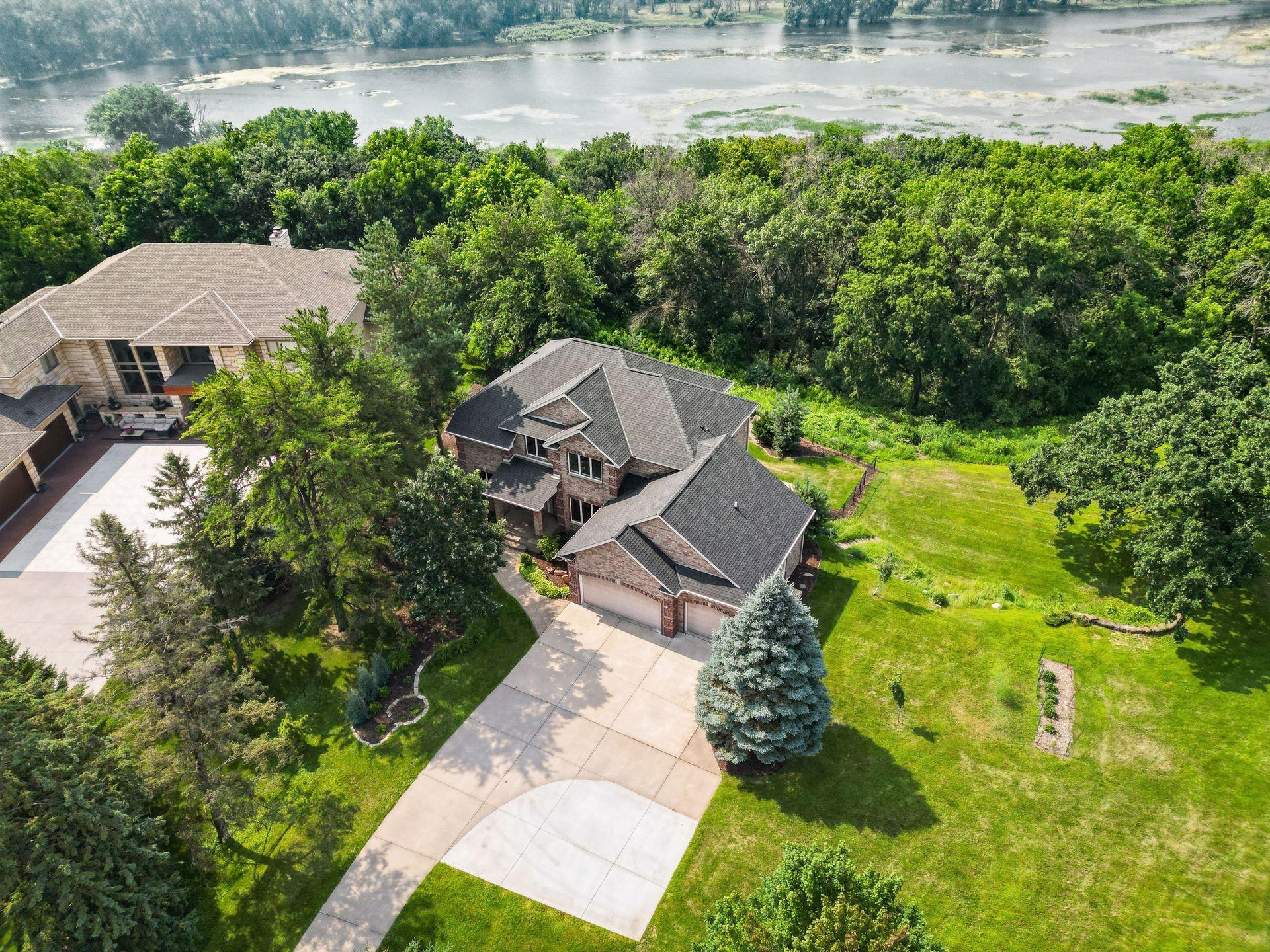 4301 Overlook Drive