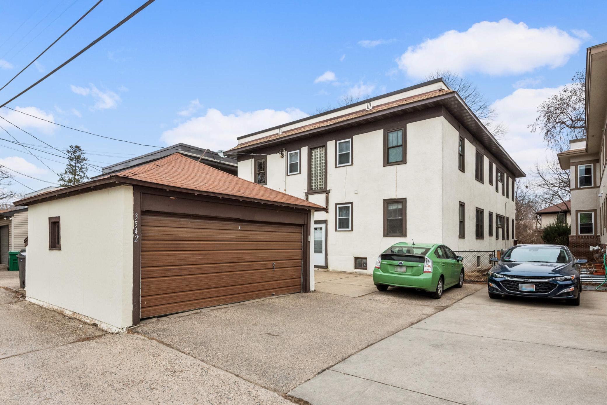 3542 Garfield Avenue 4