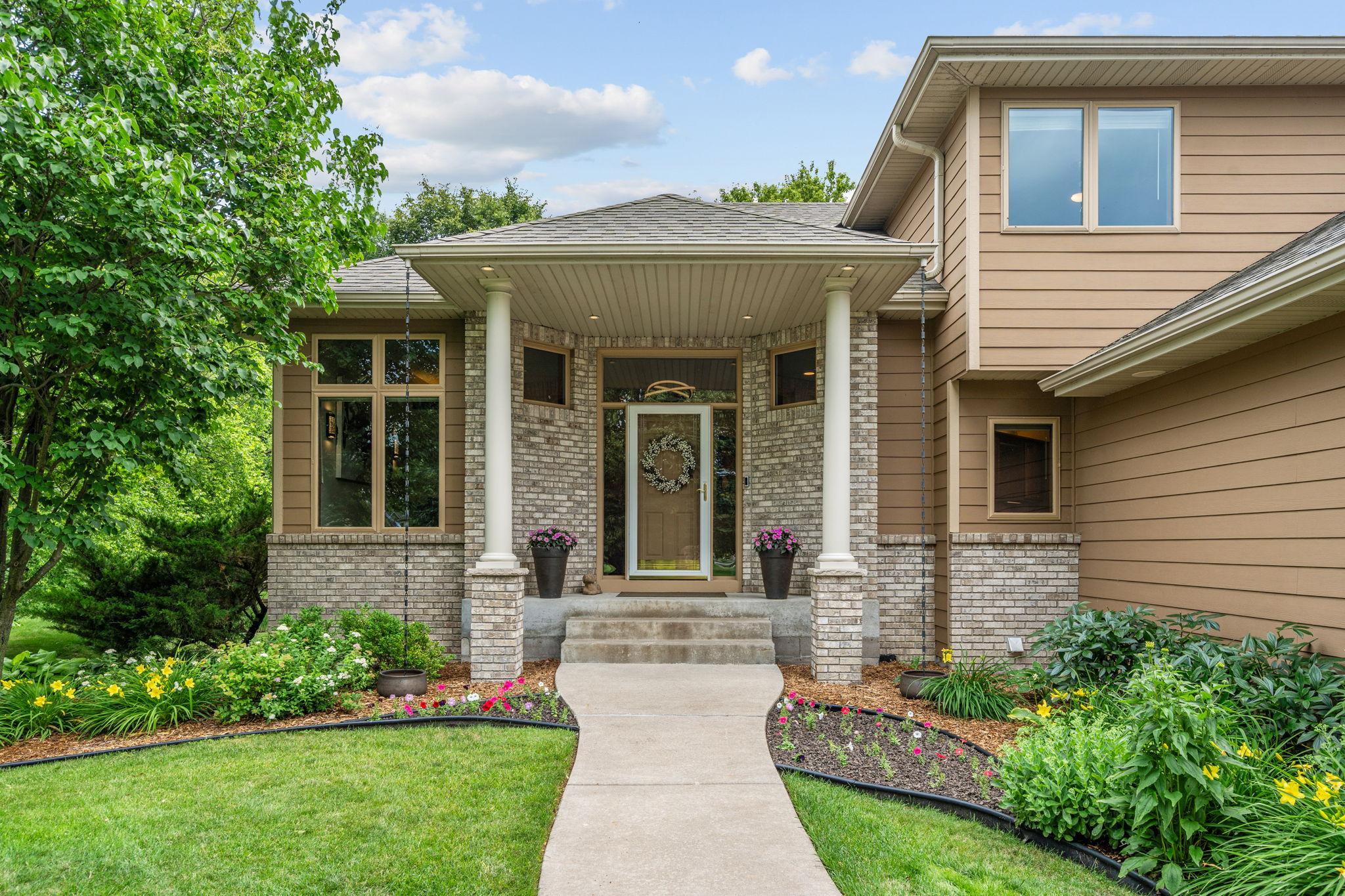 1668 Lakeland Circle
