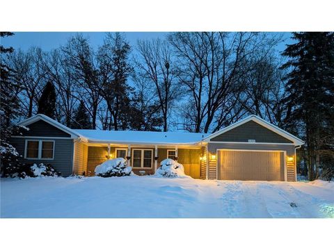 2300 Dahl Court E Maplewood MN 55119