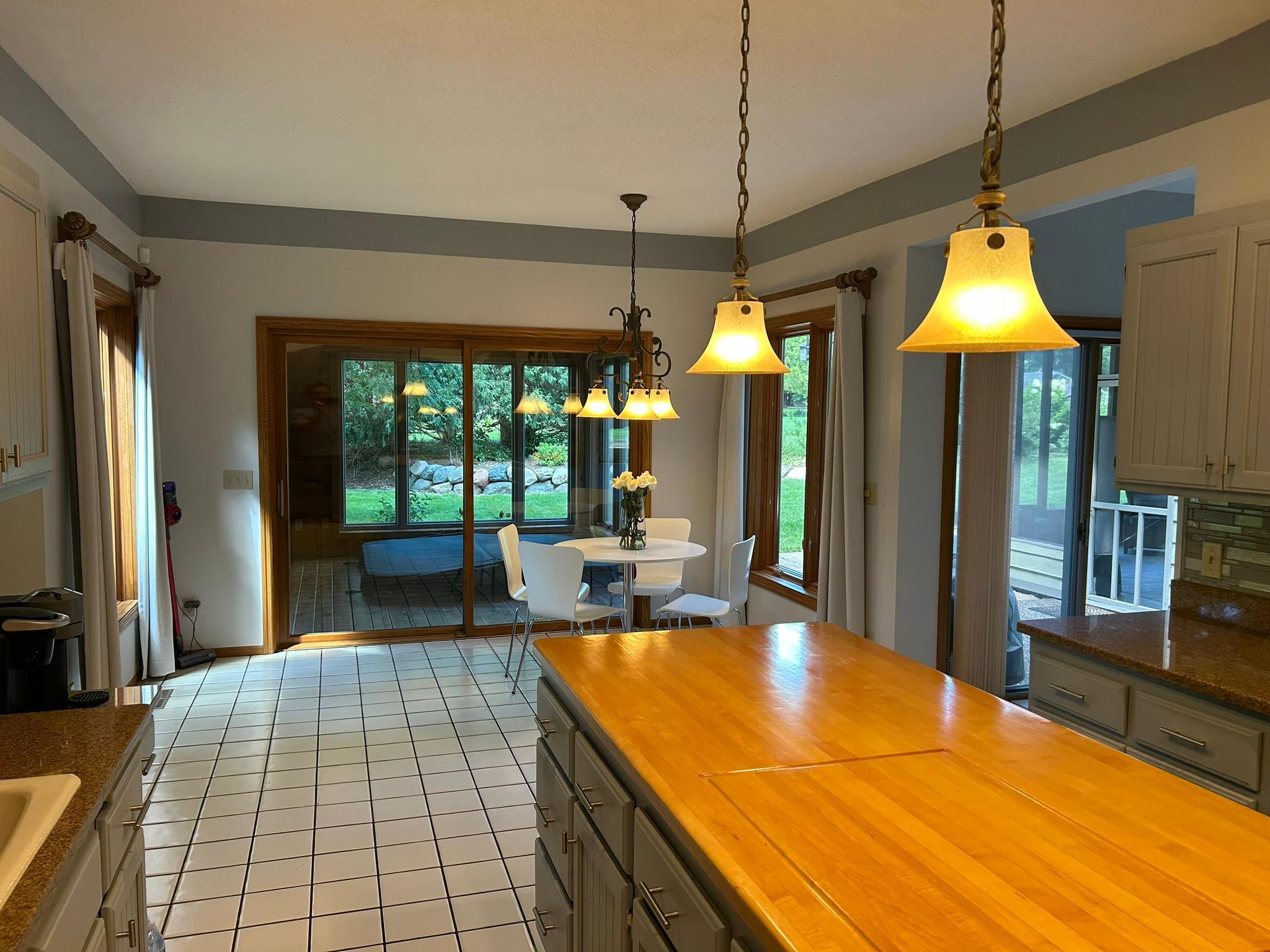 15904 Dawn Drive