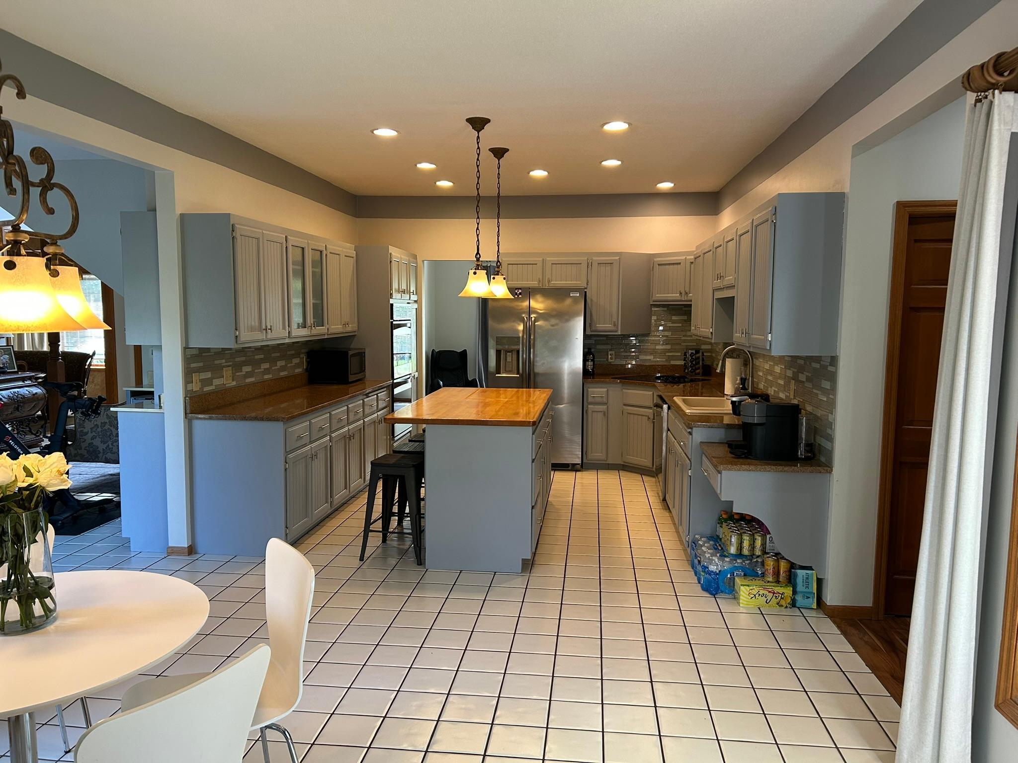 15904 Dawn Drive