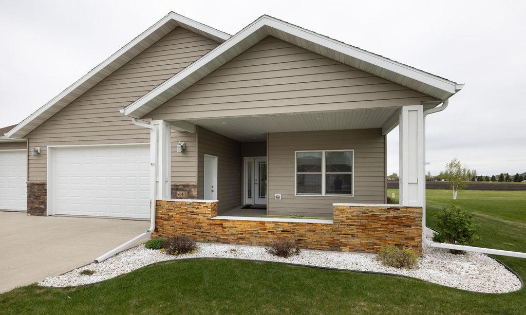 Photo of 647 43 1/2 Avenue S, Moorhead, MN 56560 (MLS # 7079852)