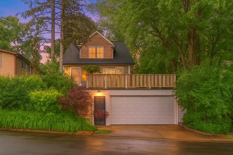 241 Cecil Street SE Minneapolis MN 55414