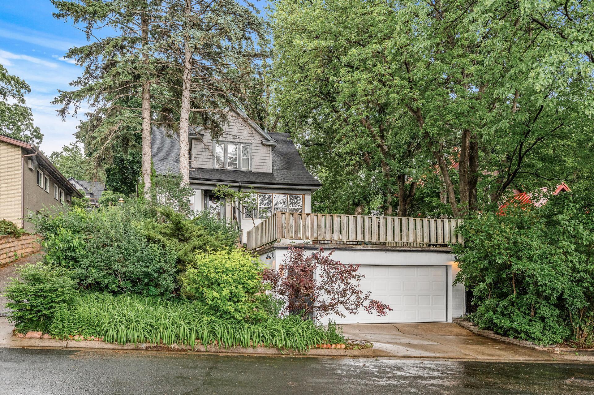 241 Cecil Street SE