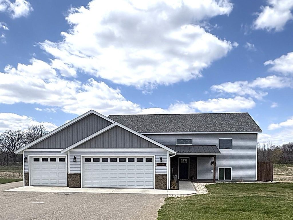 Photo of 7822 Hummingbird Lane SW, Alexandria, MN 56308 (MLS # 7072858)