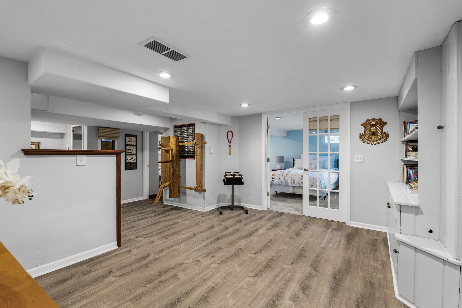 Minneapolis, Minnesota 55419, United States, 3 Bedrooms Bedrooms, ,2 BathroomsBathrooms,Residential,Pending Sale,165544