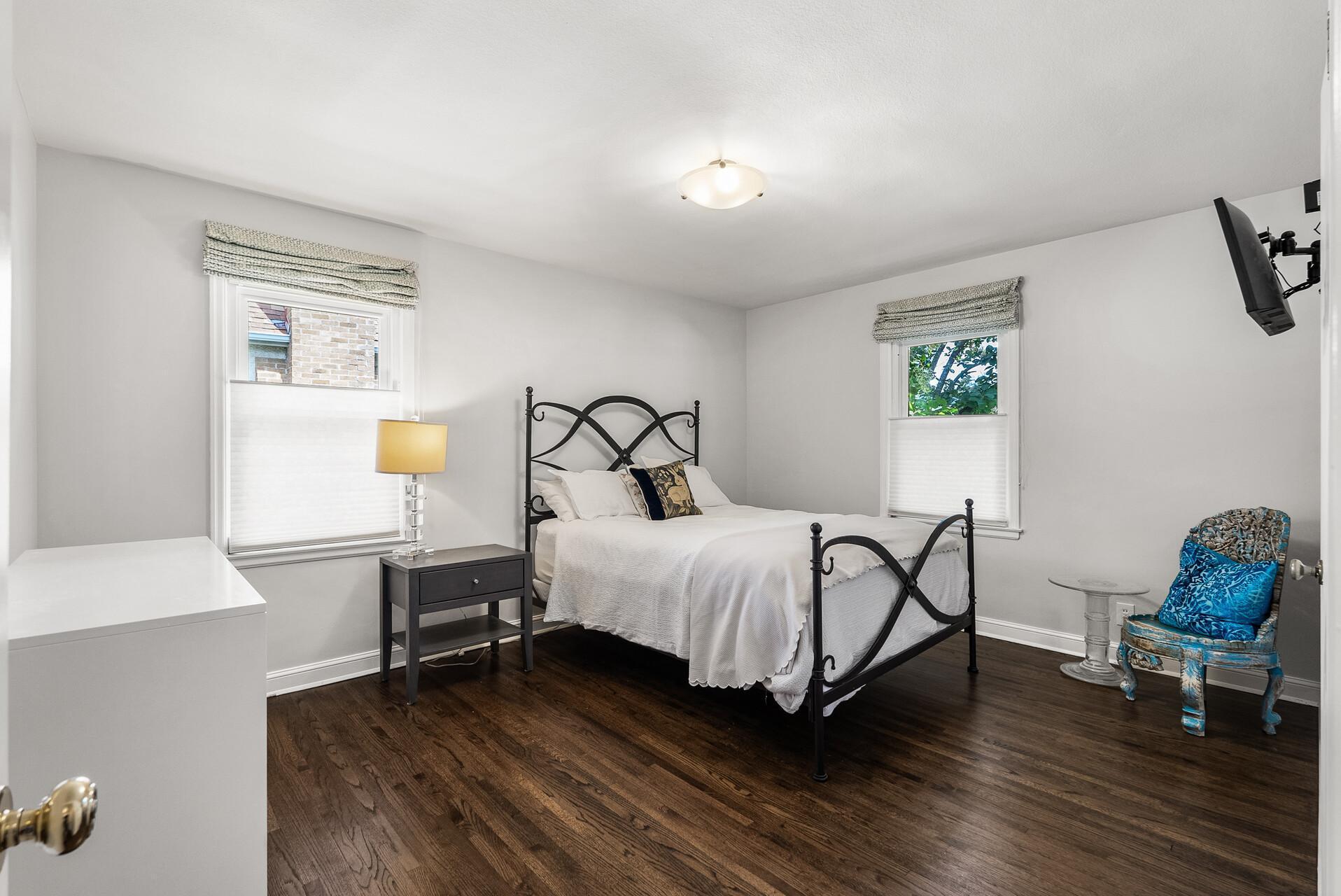 Minneapolis, Minnesota 55419, United States, 3 Bedrooms Bedrooms, ,2 BathroomsBathrooms,Residential,Pending Sale,165544