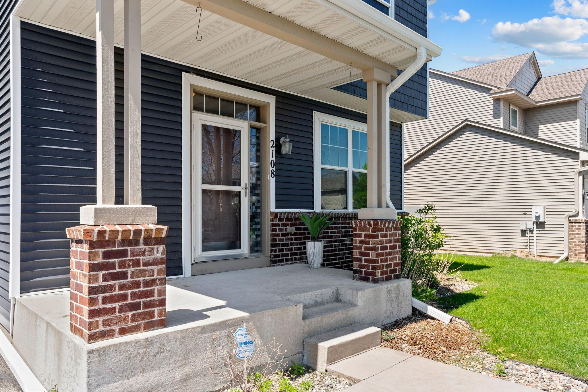 2108 Meadowlark Lane