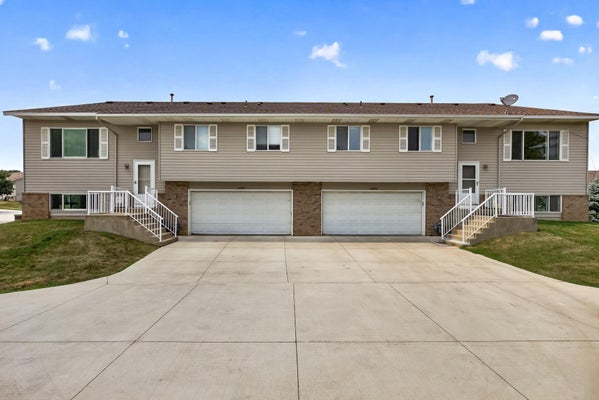 15894 GOOSEBERRY WAY, SAINT PAUL, MN 55124 - Image 80ff9fa525911d27ba290276cb1023eb/1742572887