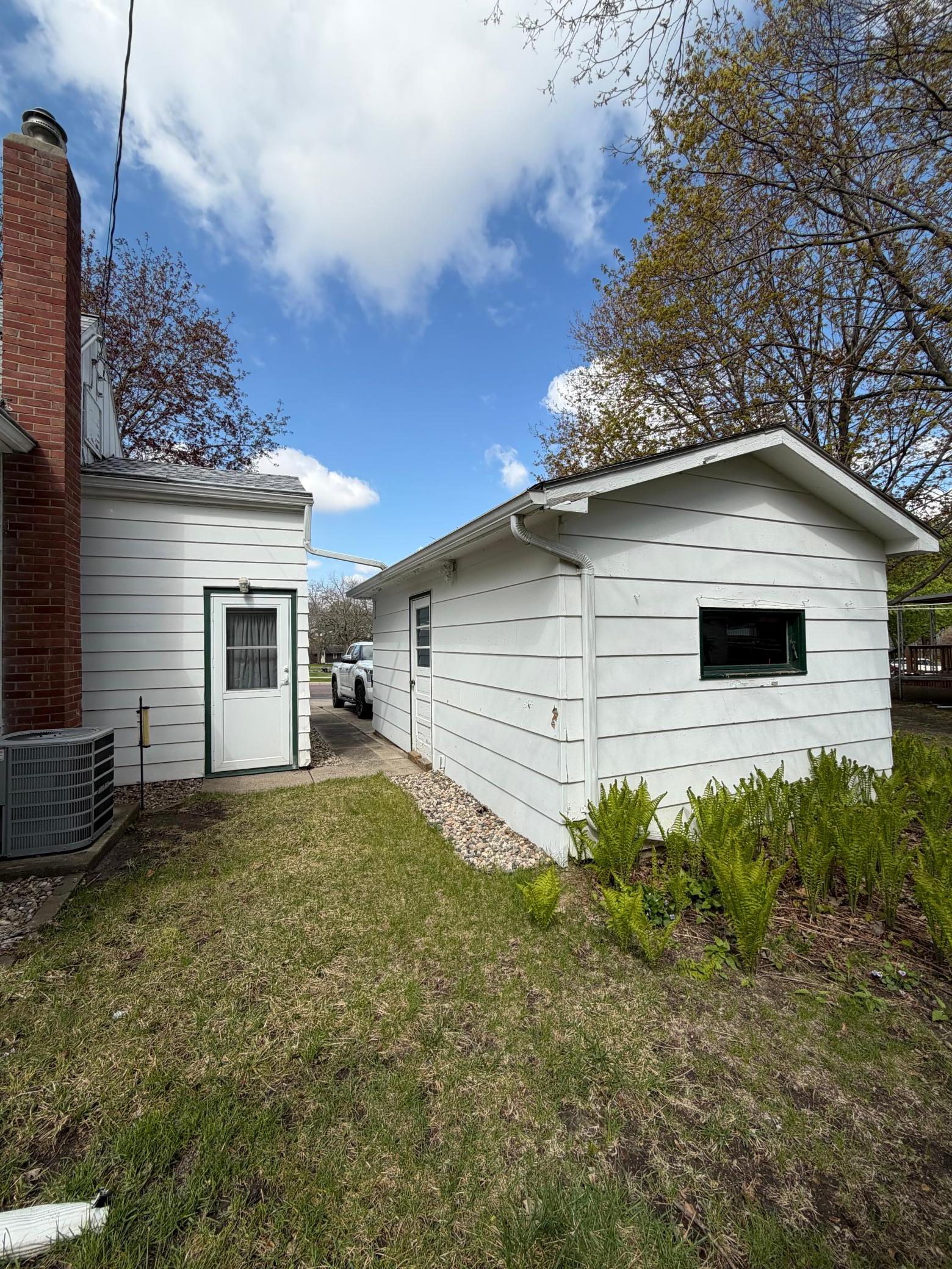 120 W 9th Street