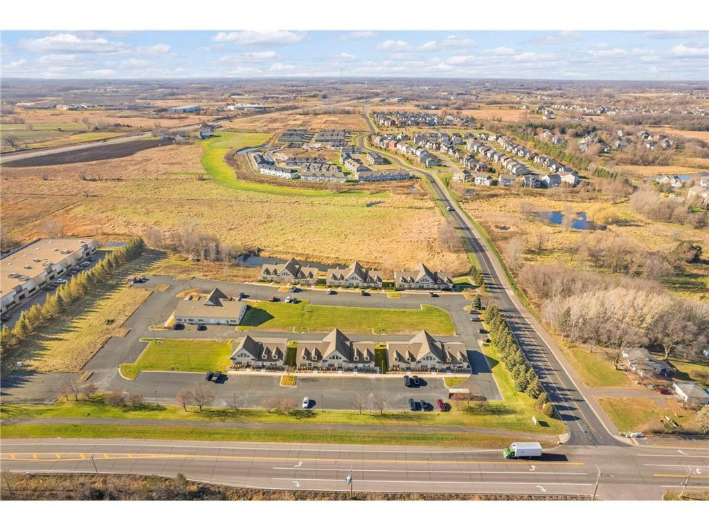 865/867/869 Meander Court