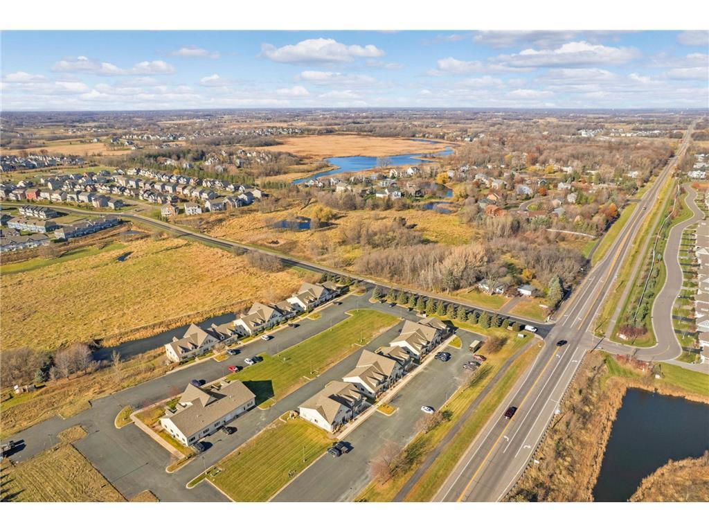 865/867/869 Meander Court