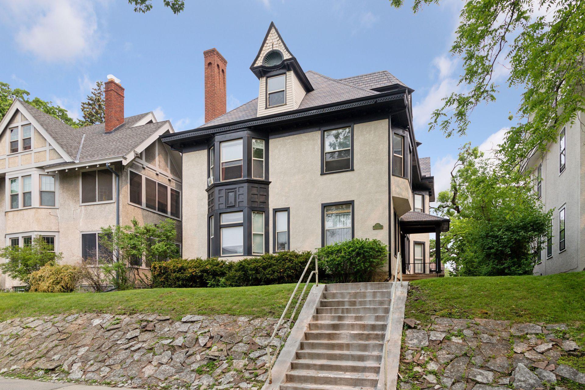 583 Lincoln Avenue