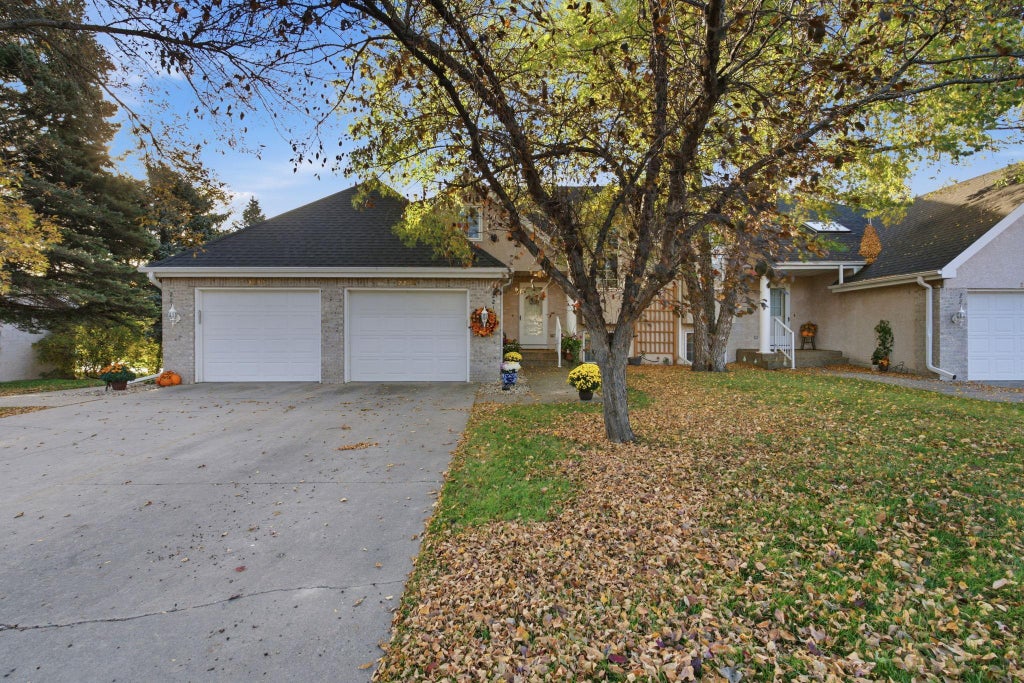 Photo of 2215 10th Avenue SE, Willmar, MN 56201 (MLS # 7163590)