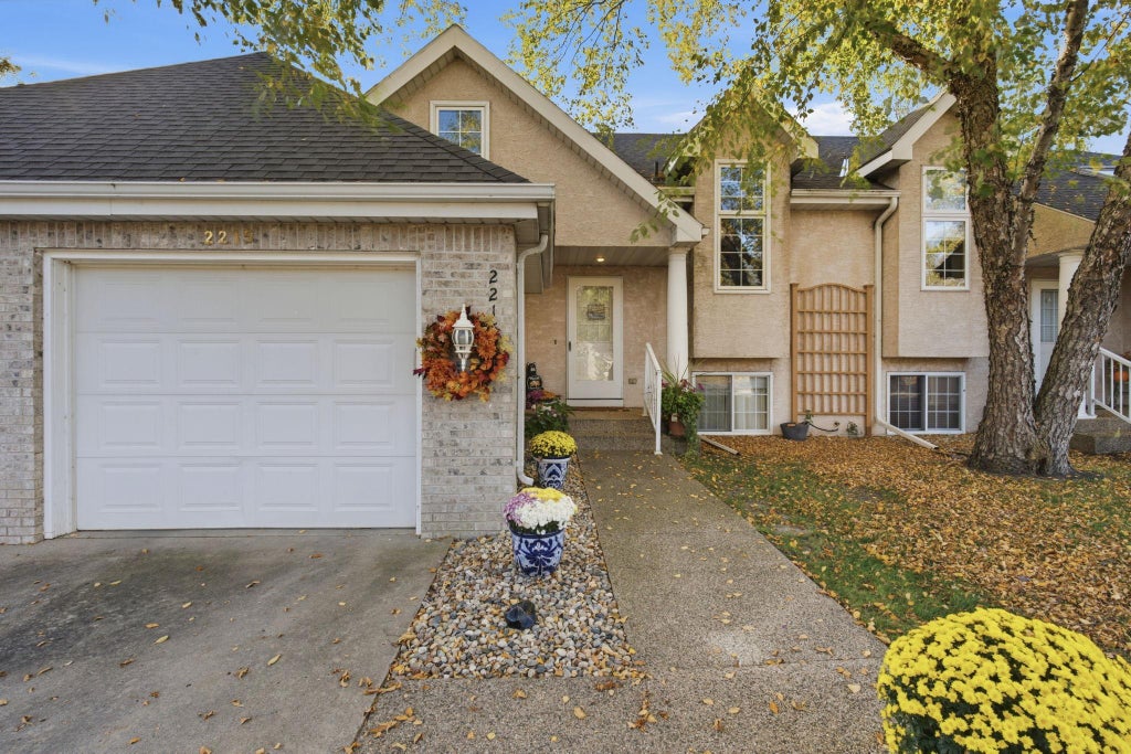 Photo of 2215 10th Avenue SE, Willmar, MN 56201 (MLS # 7163590)