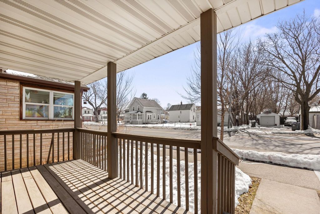 Photo of 307 Maryland Avenue W, Saint Paul, MN 55117 (MLS # 7040315)