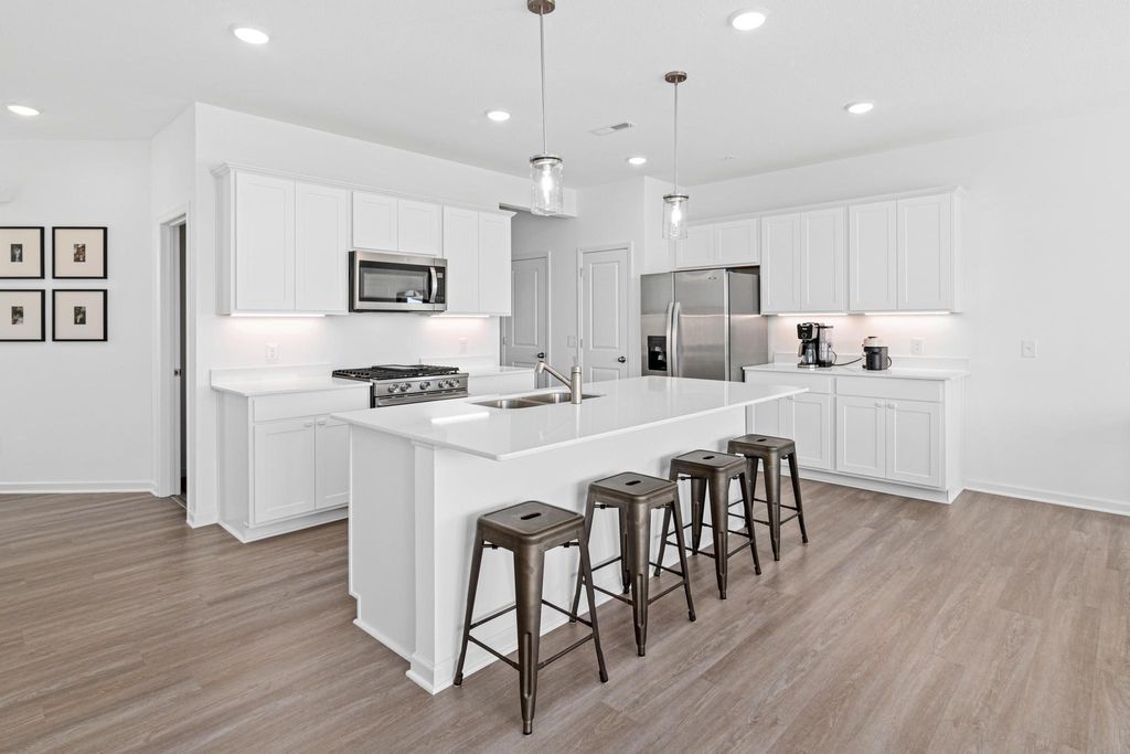 Photo of 4807 Airlake Drive, Woodbury, MN 55129 (MLS # 7053725)