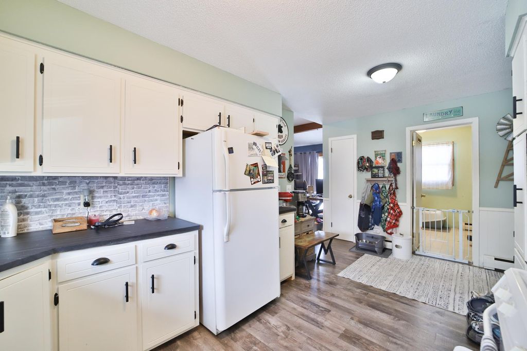 Photo of 320 7 1/2 Avenue, Foley, MN 56329 (MLS # 7006093)