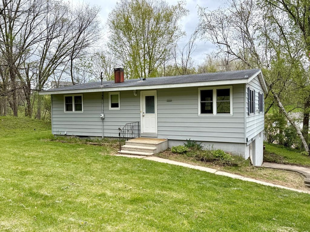 Photo of 386 Dreamwald Boulevard, Zumbro Falls, MN 55991 (MLS # 7069587)
