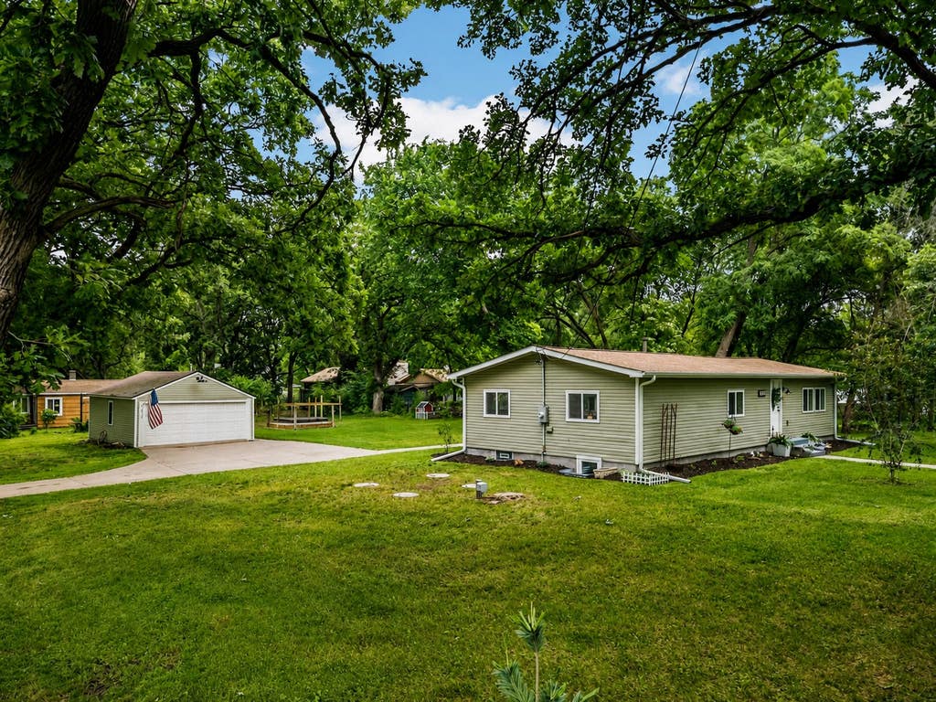 Photo of 16570 22nd Street S, Saint Marys Point, MN 55043 (MLS # 7123632)