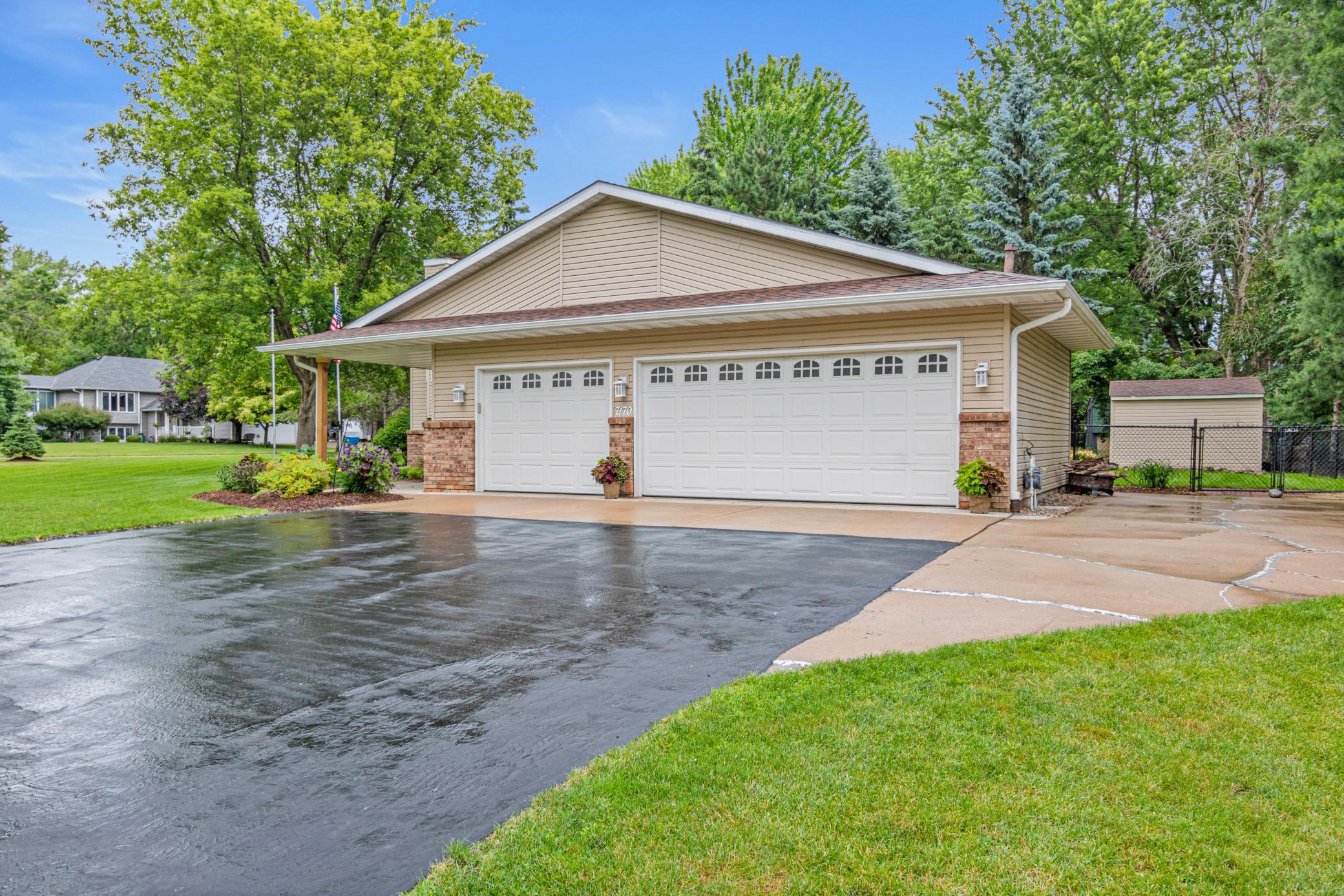 7170 Grangeview N