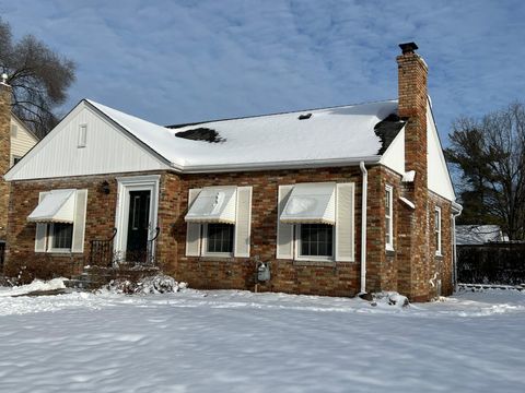 590 Cretin Avenue S Saint Paul MN 55116