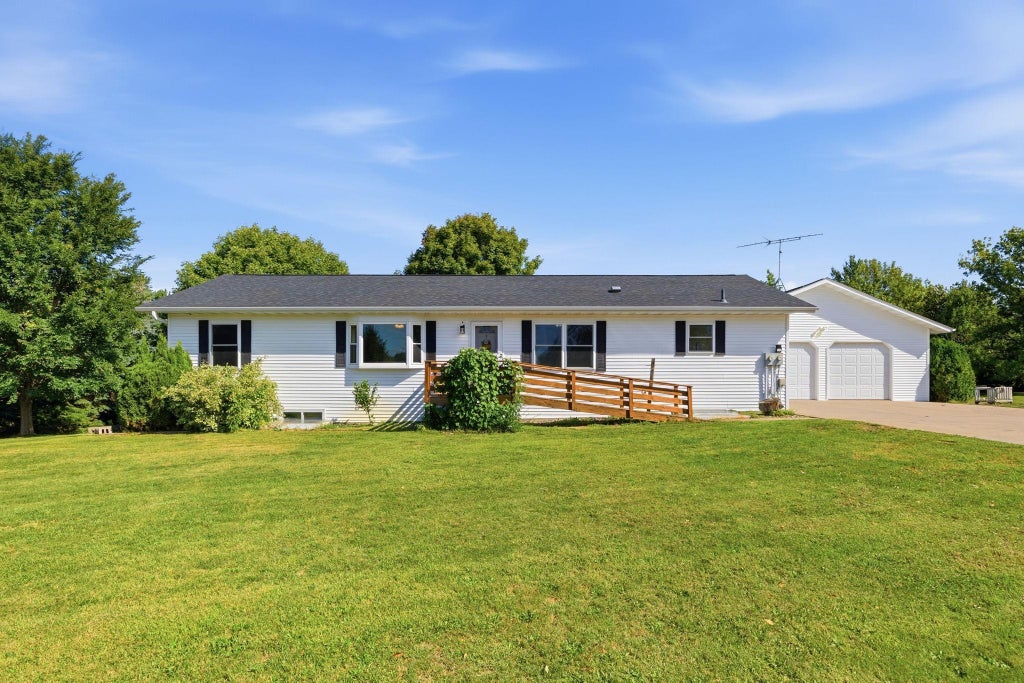 Photo of 2048 Division Street E, Buffalo, MN 55313 (MLS # 7141880)