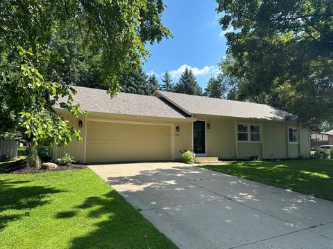 Photo of 1741 Roosevelt Drive, Northfield, MN 55057 (MLS # 7009528)