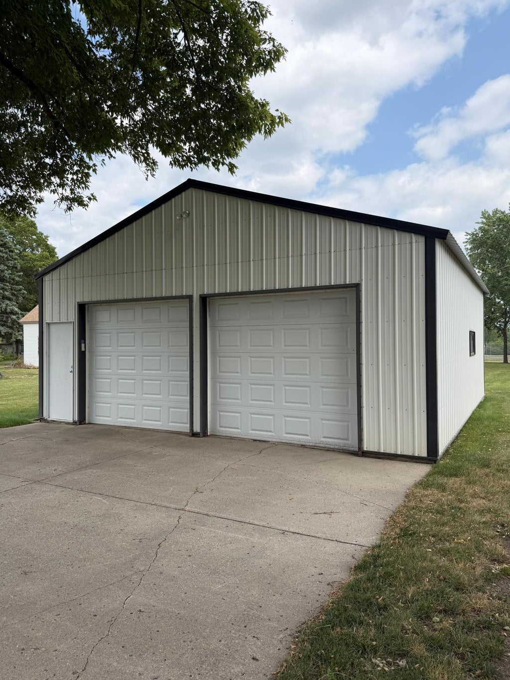 Photo of 512 Oak Avenue N, Maple Lake, MN 55358 (MLS # 7158538)