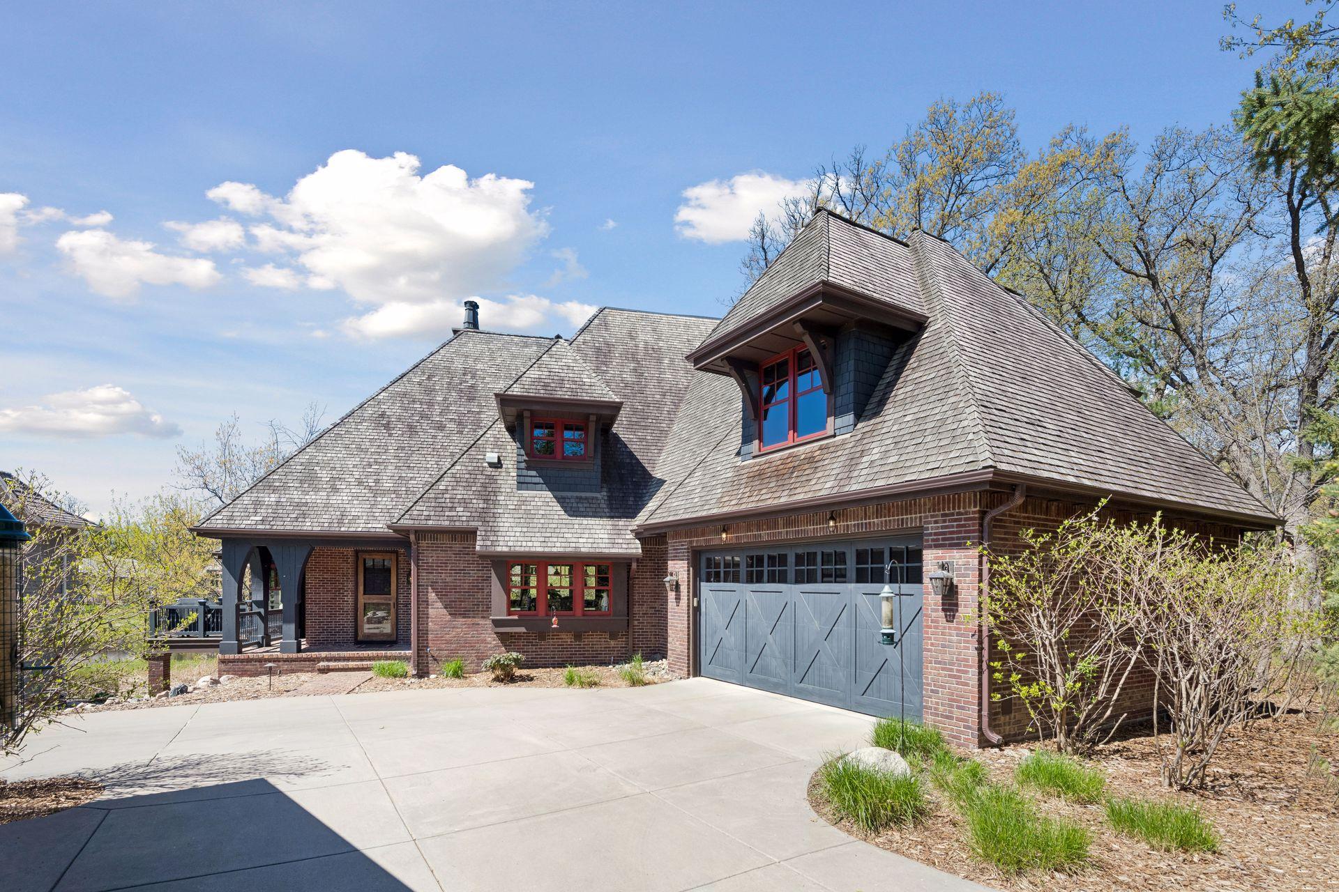 1610 Locust Hills Place