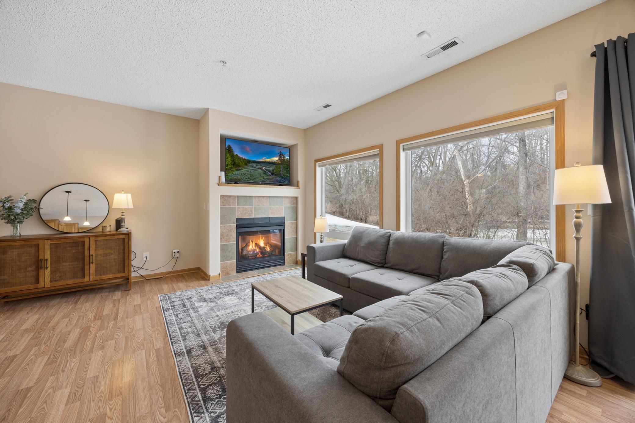 191 Larpenteur Avenue E A