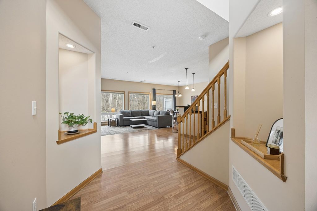 Photo of 191 Larpenteur Avenue E #A, Maplewood, MN 55117 (MLS # 7027989)