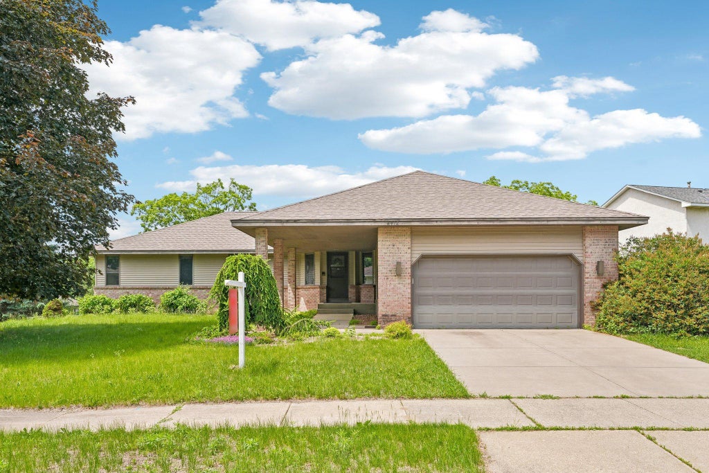 Photo of 8912 Vincent Place, Bloomington, MN 55431 (MLS # 7150758)