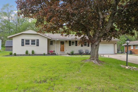 2243 Apache Street Mendota Heights MN 55120