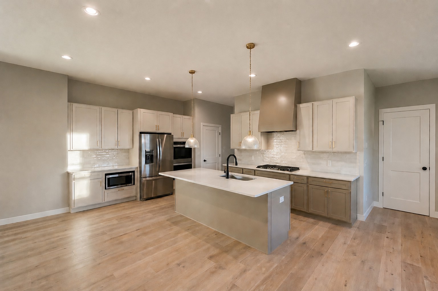 1407 Mineral Springs Parkway