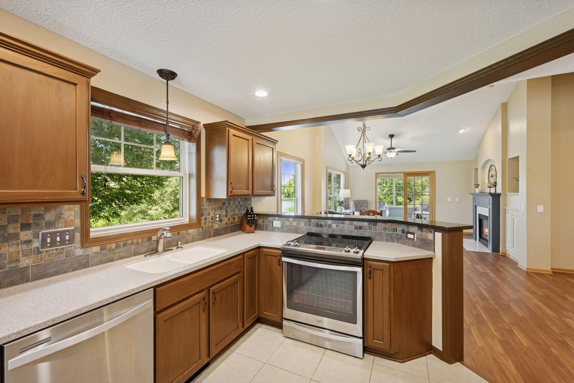 10917 Nassau Circle NE